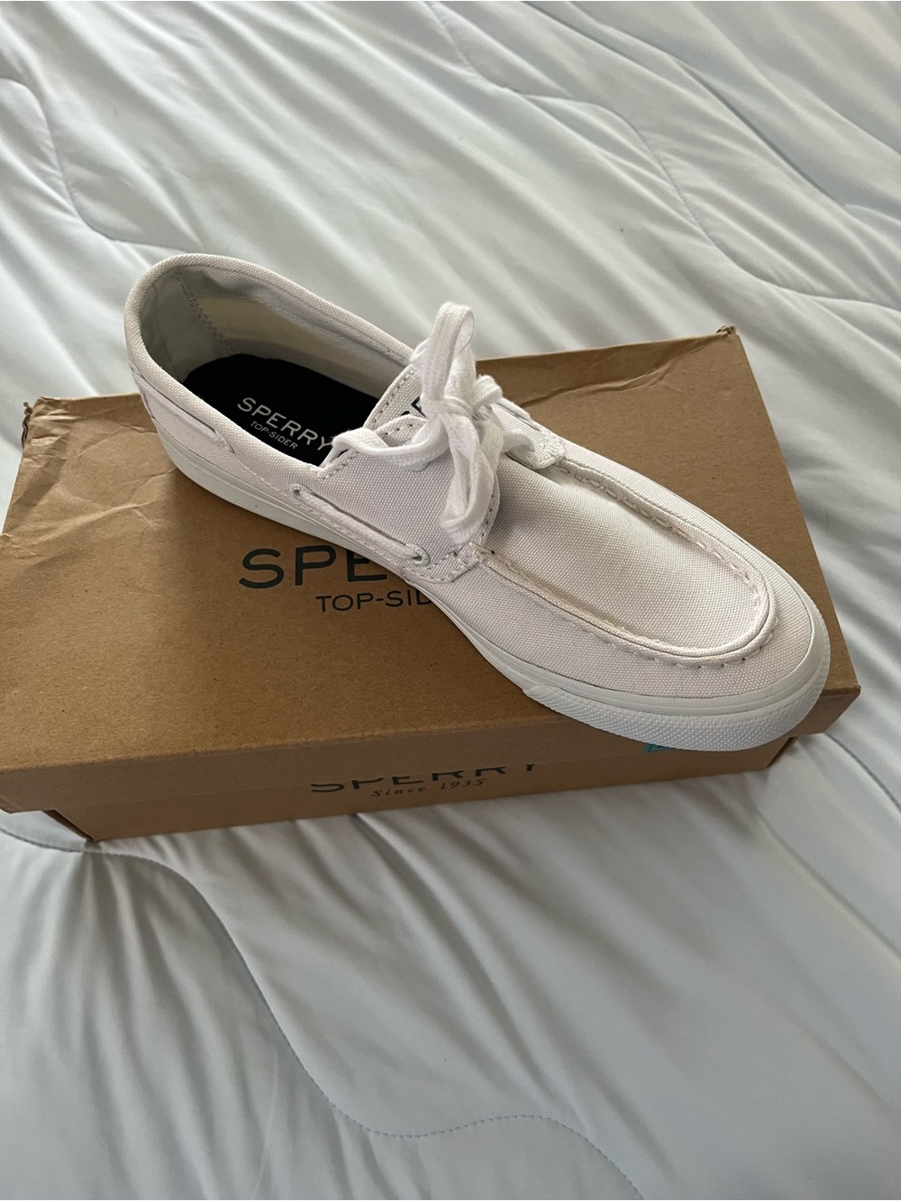 Sperry women’s  White Canvas Boat Shoe - Classic 2-Eye